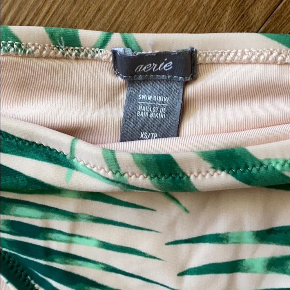 Swimsuit separates bundle - Picture 2 of 3